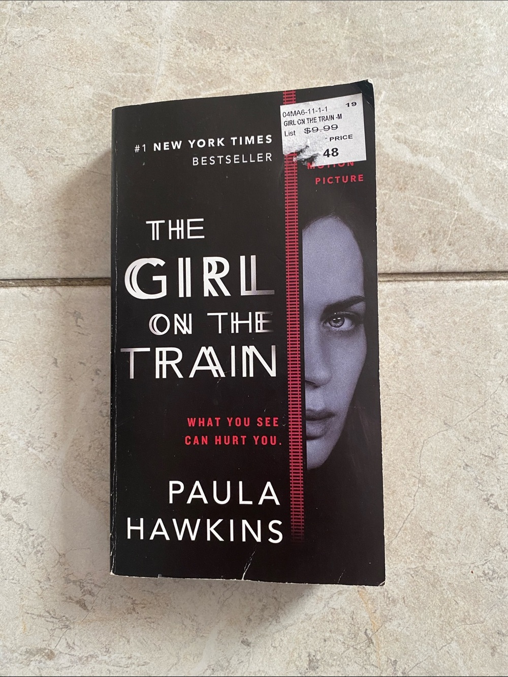 Girl On The Train Paperback Paula Hawkins